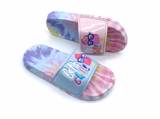 Nuova collezione 2022 per pantofole economiche per bambini con tomaia in PU personalizzata