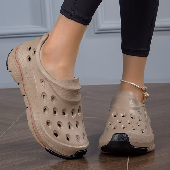 Calzature confortevoli Sandali da donna con suola spessa in shearling sintetico carino